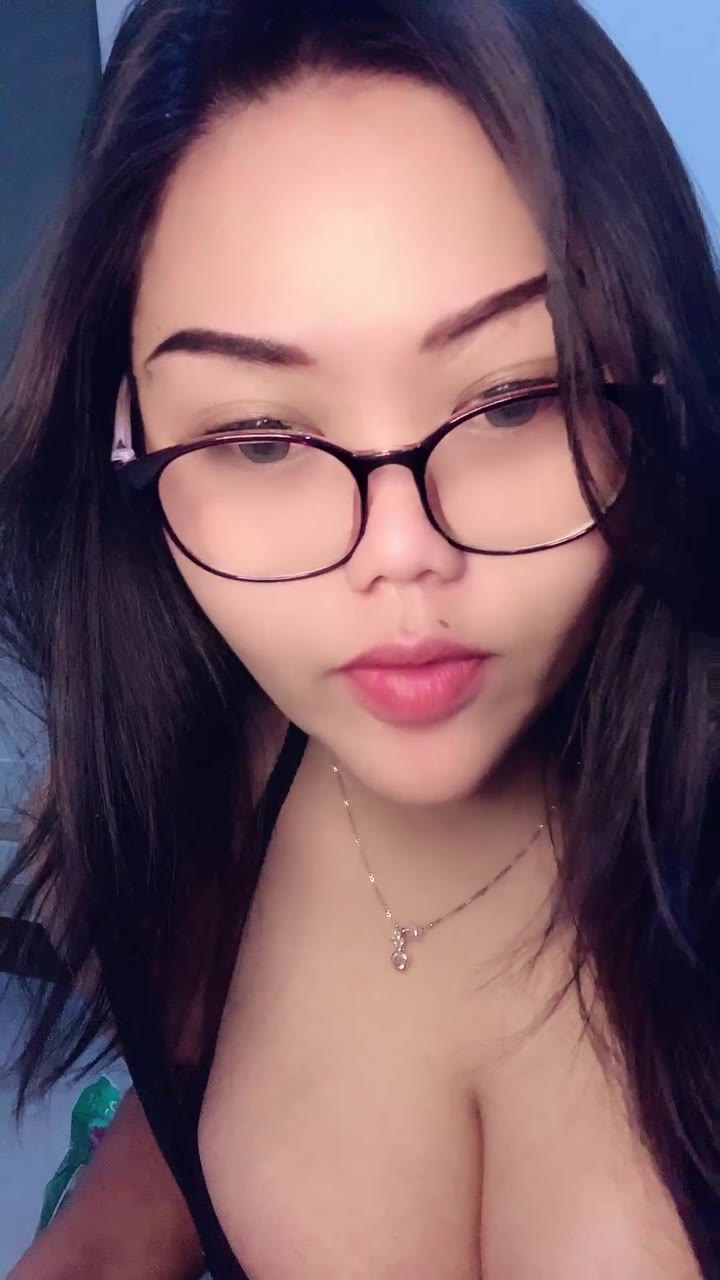 Nayasa Lagi Sange Remas Buah Dada HOT51